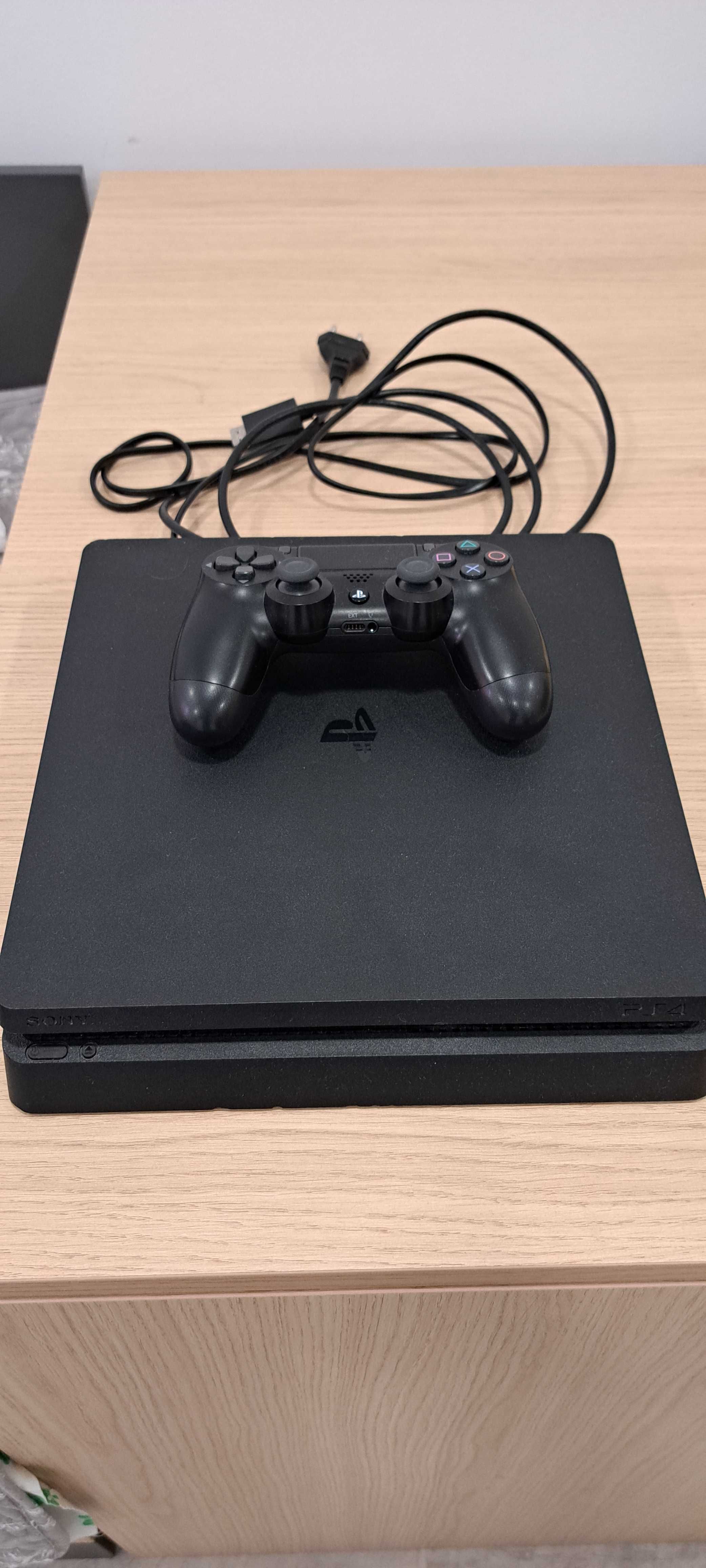 PS4 Slim 500gb с един джойстик + 4 игри