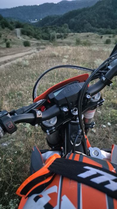 Vând KTM 300 ful protecti 160 ore