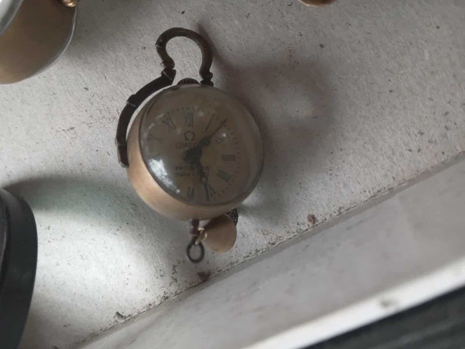 Часовници антики