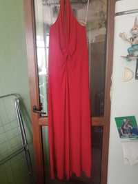 Продам платье красного цвета