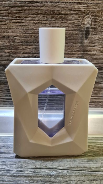 Парфюм Ariana Grande