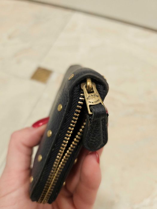 Дамски кожен портфейл Coach