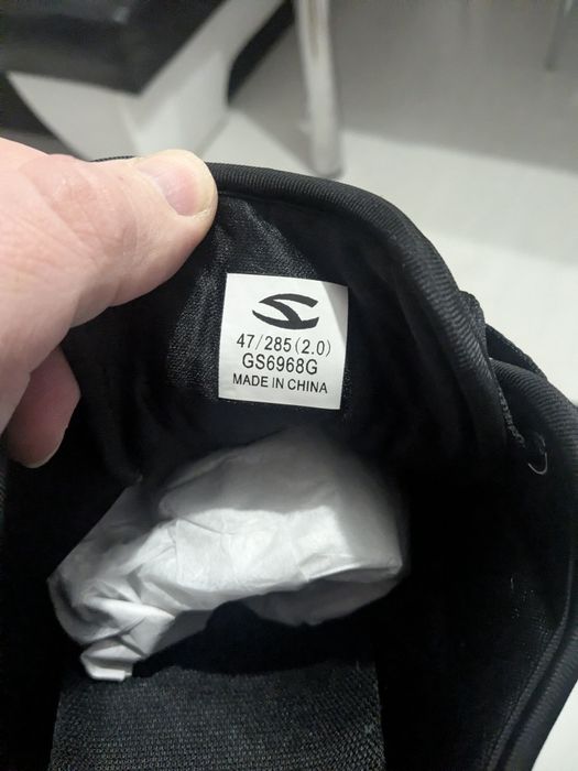 Боси обувки 47 номер