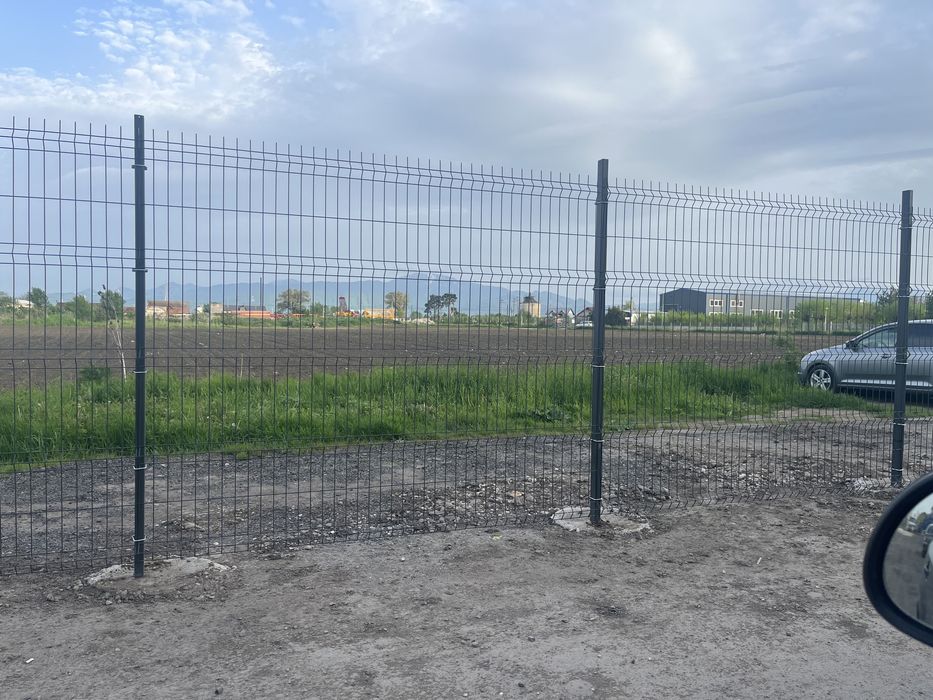 Teren intravilan in zona industriala  cu posibilitatea de parcelare