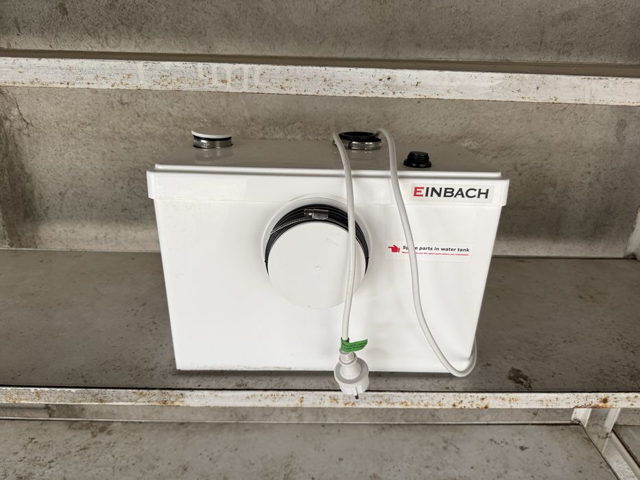 Pompa de apă EINBACH – stare foarte bună, funcțională