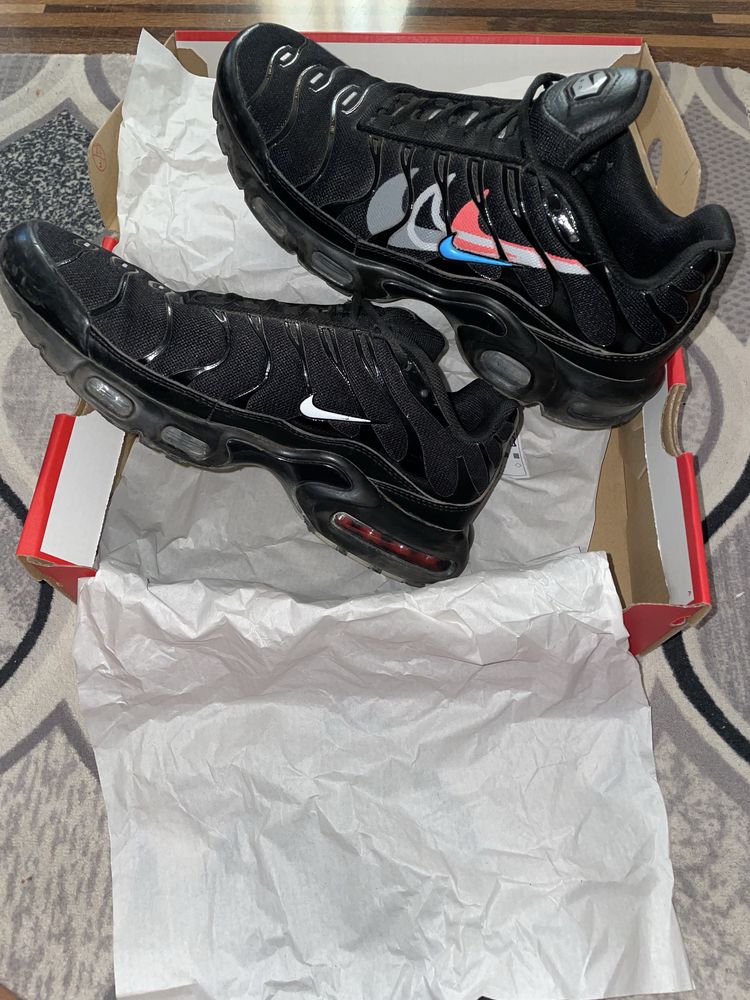Nike Air Max Plus - Crimson / Blue / White - 42 номер