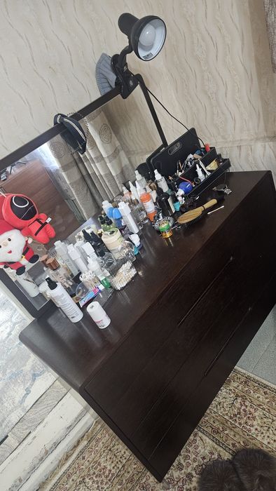 Трюмо комод с зеркалом