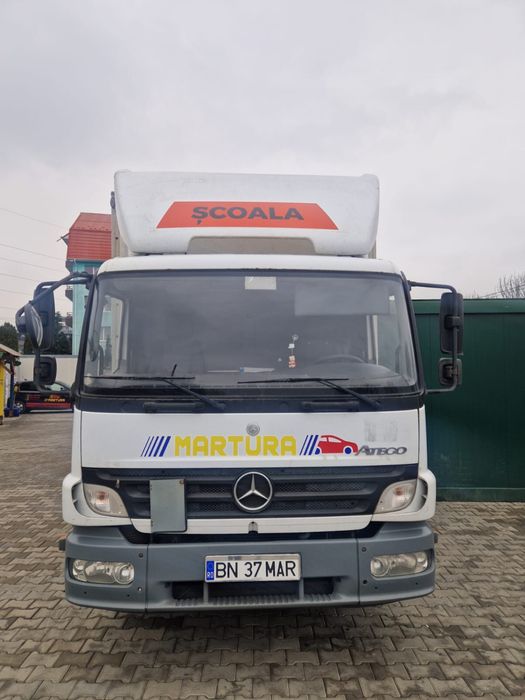 Vand camion Atego Școala de șoferi