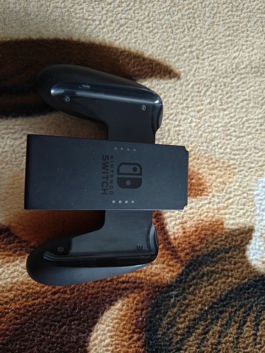 De vânzare consola Nintendo Switch