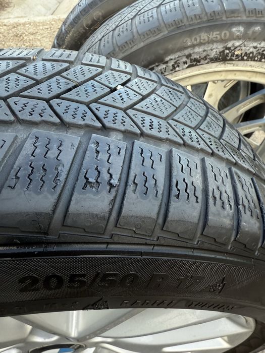 Anvelope iarna 205 50 17 Continental