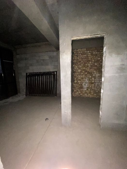 Srochna 160 kv ( 130+30) sotiladi! uy o'zimizniki