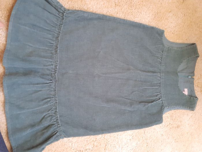 Rochie-sarafan din velur
