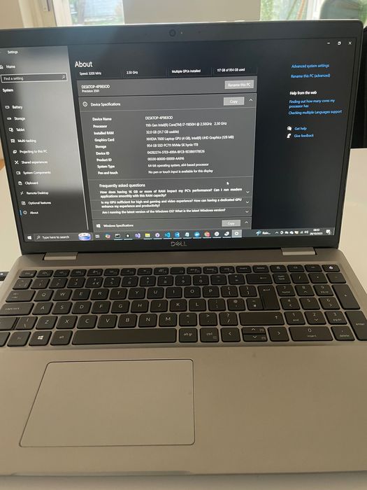 Grey DELL Precision REF 15 3561