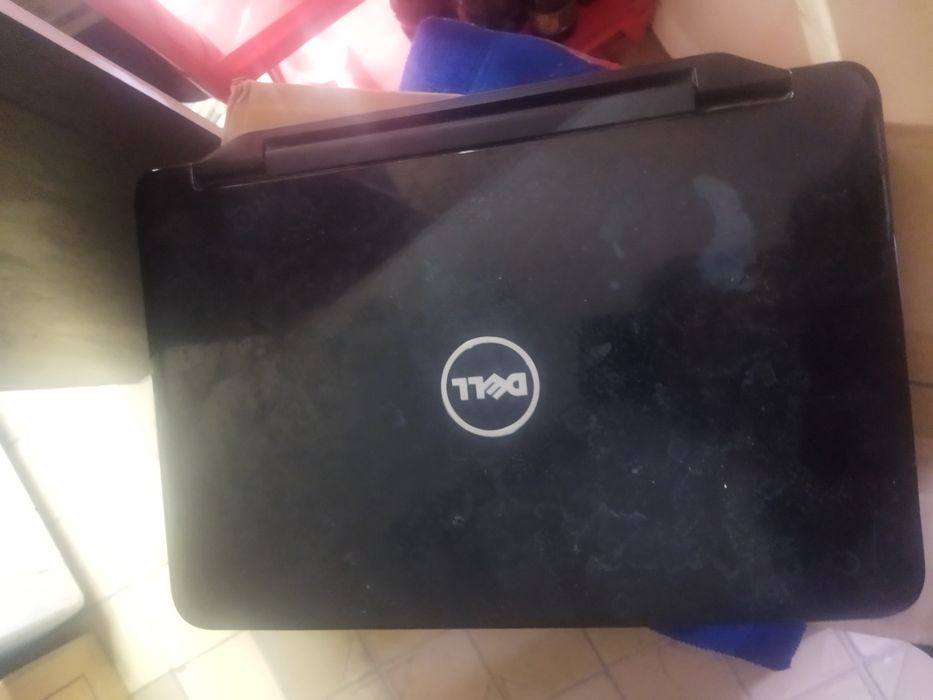 Ноутбук делл старый рабочий продам
