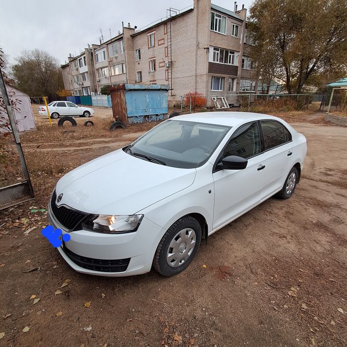 Шкода рапид 2015 года