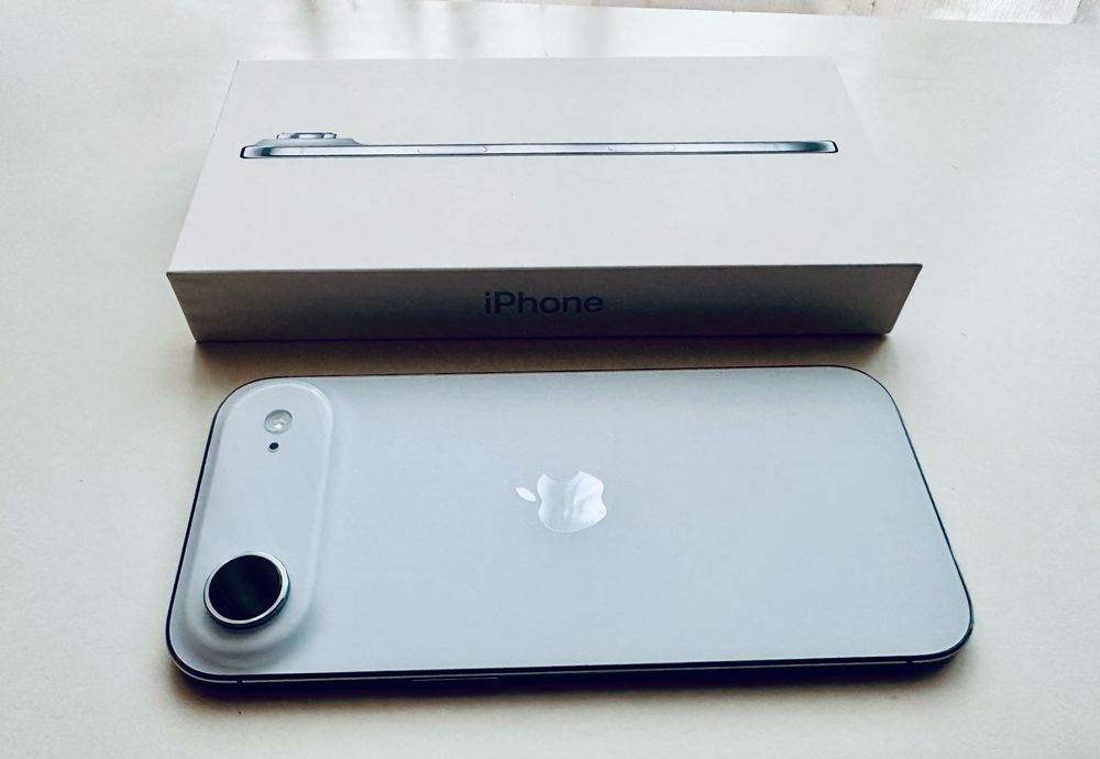 iPhone Air Sky Blue 256 GB