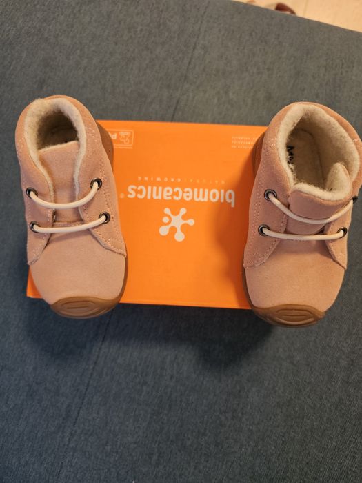 Vand incaltari biomecanics