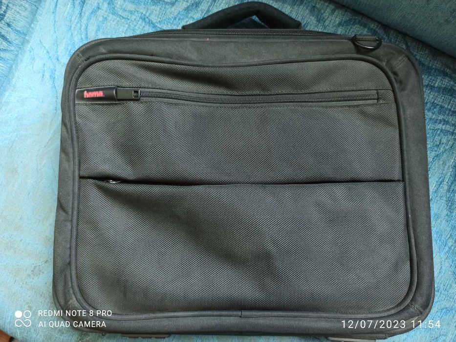 Dell Inspiron M5010 AMD + чанта