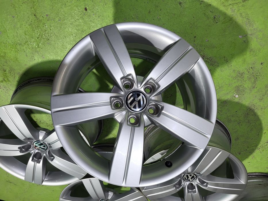 17 5x112 Vw Passat Touran Caddy Golf Skoda Audi 5х112
