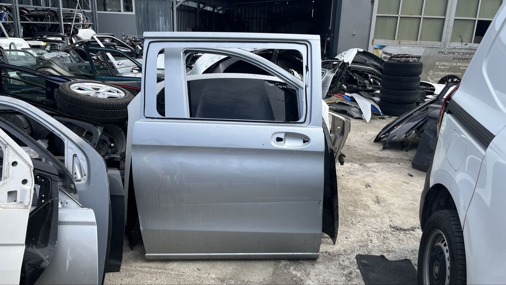 задна дясна и 1 брой задна лява врата Mercedes Vito W447