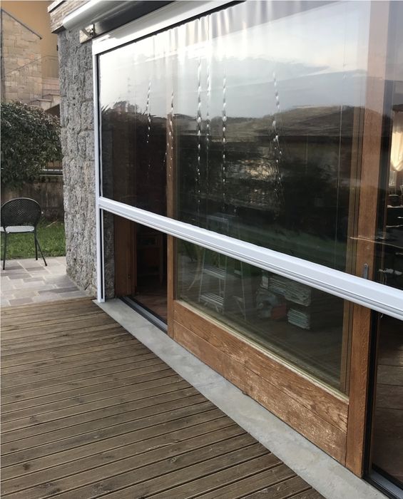 Perete electric balcon