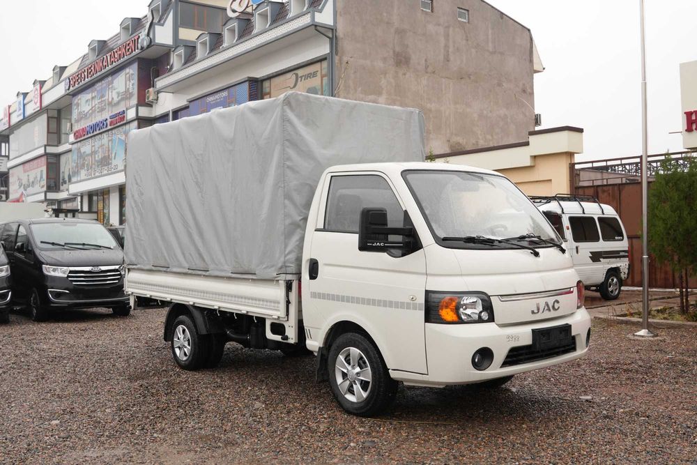 Ҳаракатга тайёр, юкка бардошли – JAC X200 билан ишингиз енгил бўлади!