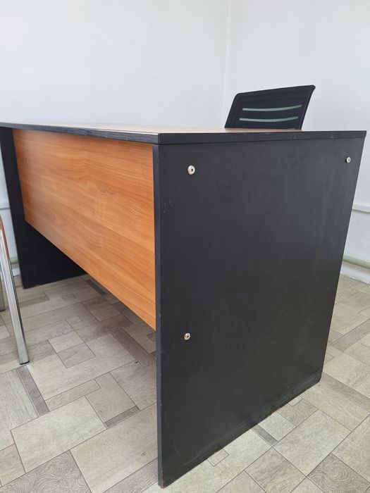 Срочно Распродажа! Стол письменный!