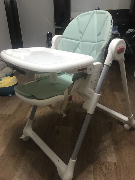 Продам стульчик для кормления