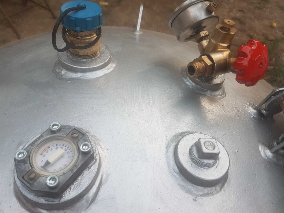 Газов резервоар цистерна 500 L Пропан Бутан LPG сгъстен въздух амоняк