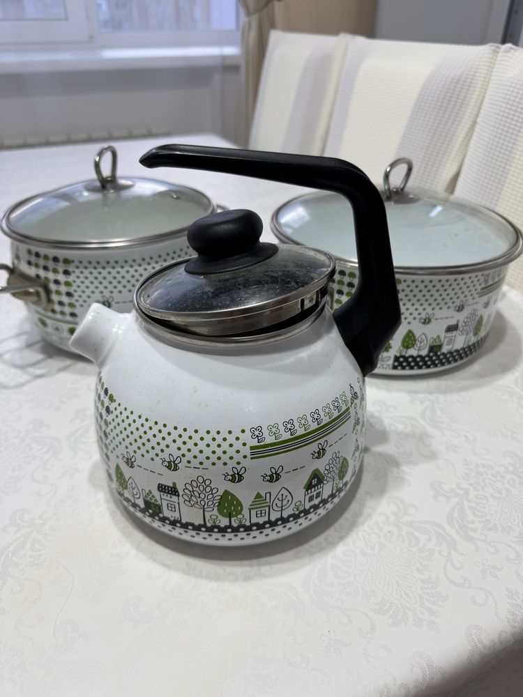 Продам кастрюлку и чайник