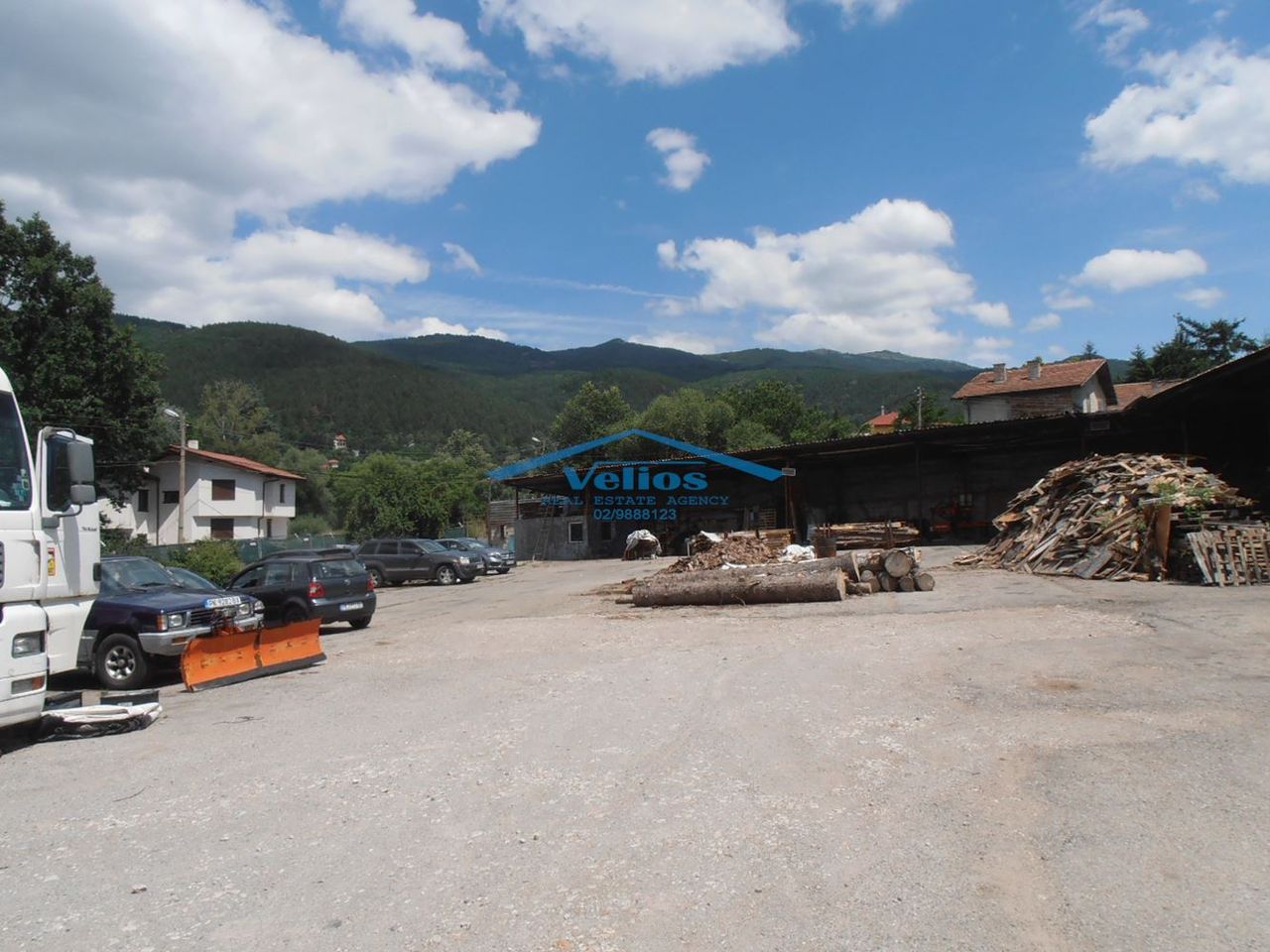 Продава се Парцел в с. Рударци, Област Перник - 6780 кв.м за 163 €/кв.м - Снимка #2