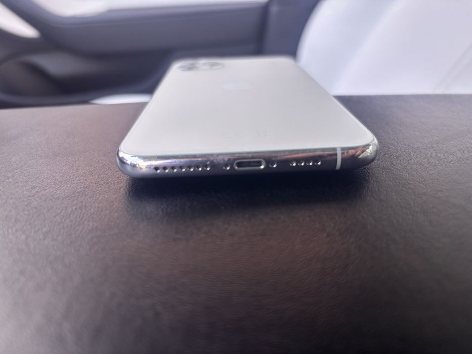 Iphone 11 PRO MAX 256gb отключен.