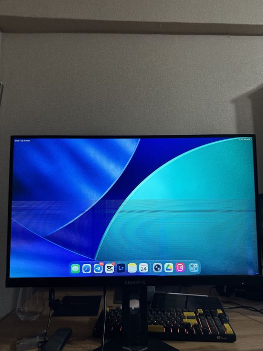 Продам монитор, есть проблема с матрицей