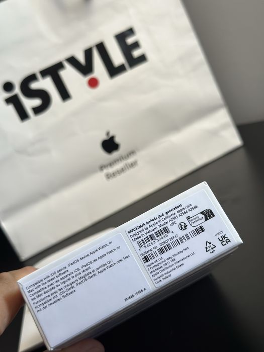 AirPods 3 ca noi