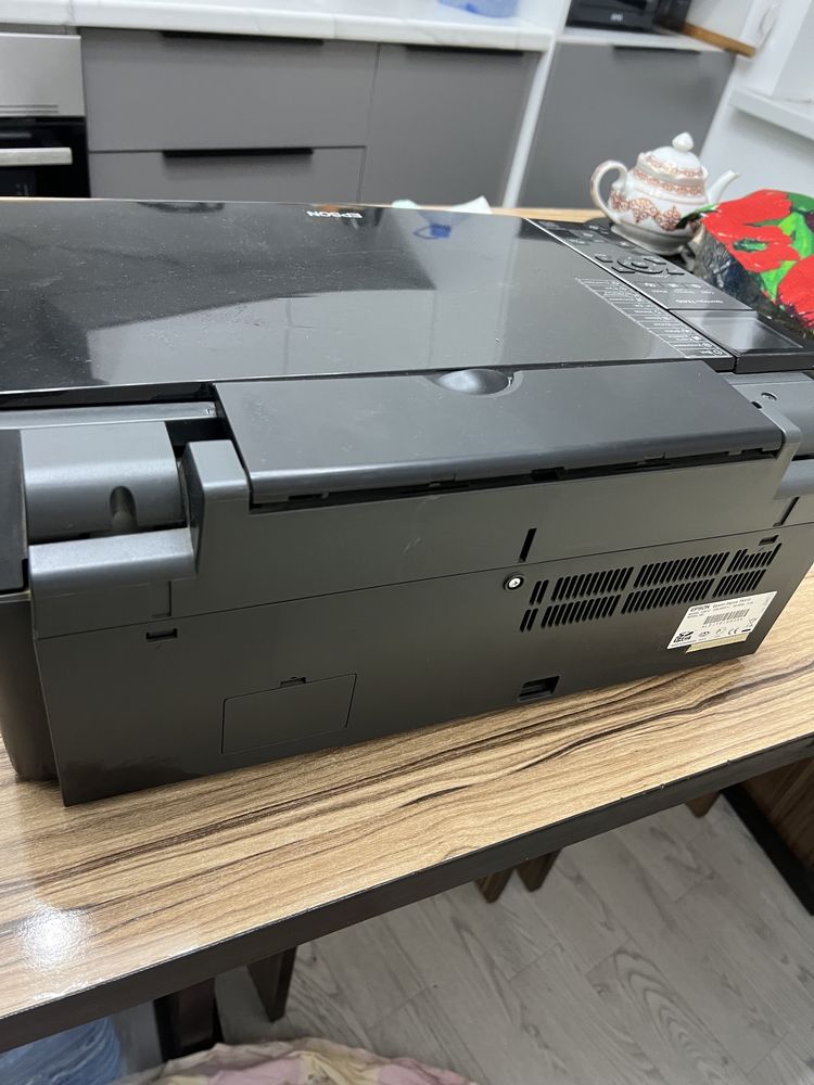 Принтер Epson цветной