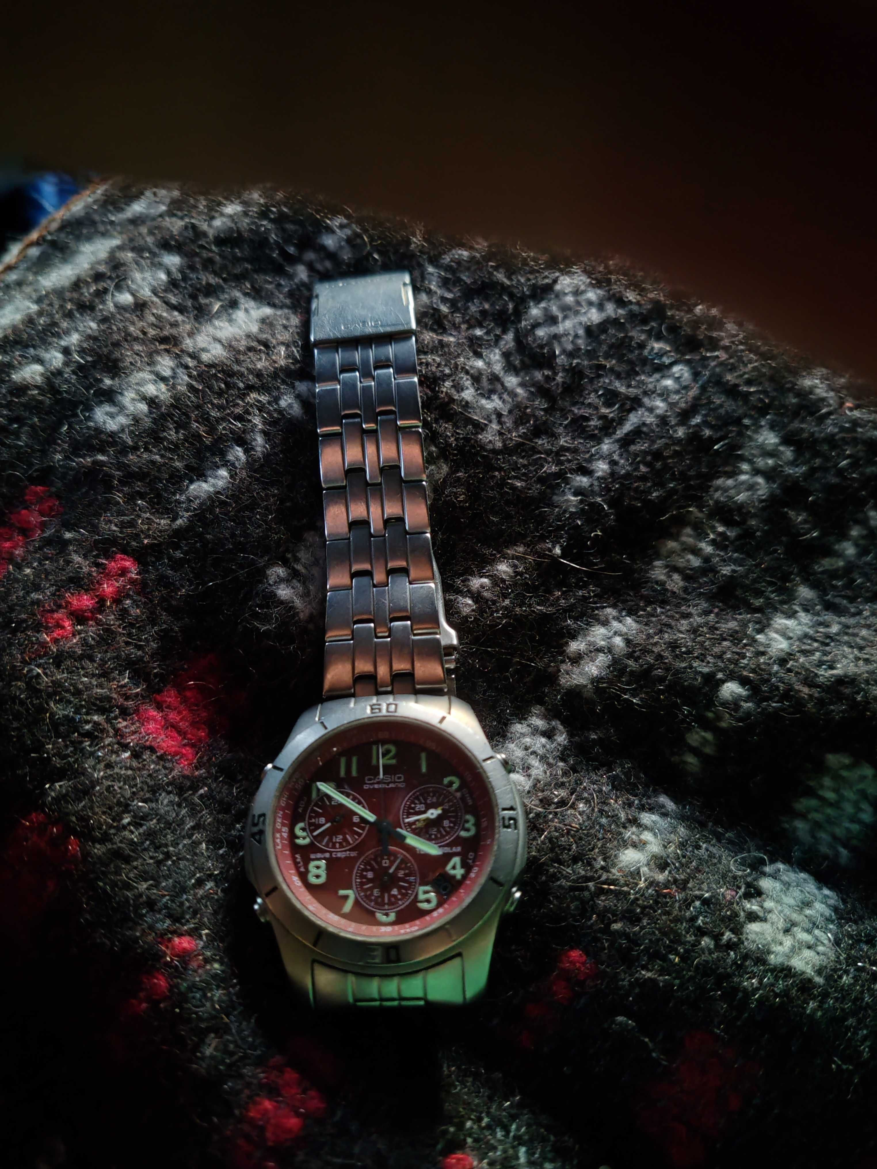 Продам или обменяю оригинальные часы Casio