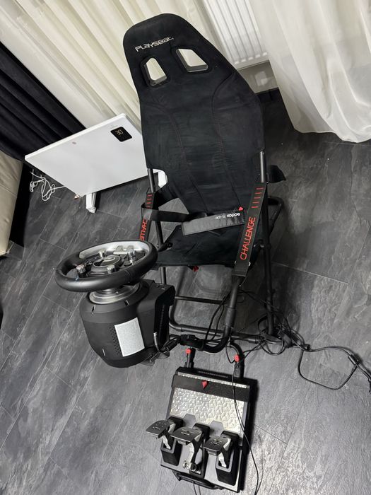 Set pedale+scaun+volan Thrustmaster T-GT II
