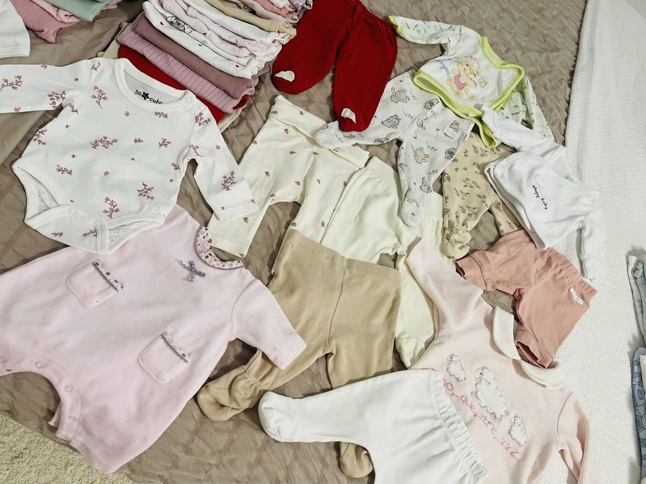 Lot hainute bebe 0-3 luni 16 bucati