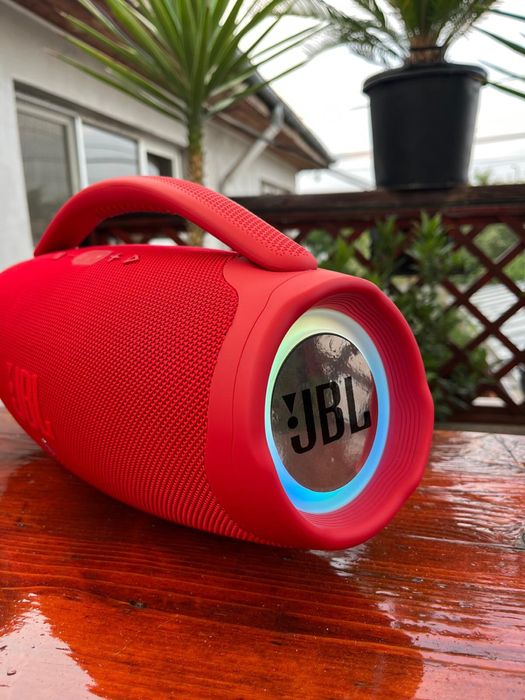 Boxa portabila bluetooth