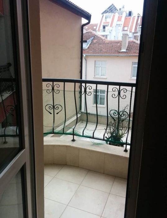 Дава се под наем Двустаен апартамент в София, Център - 70 кв.м за 382.5 € - Снимка #4