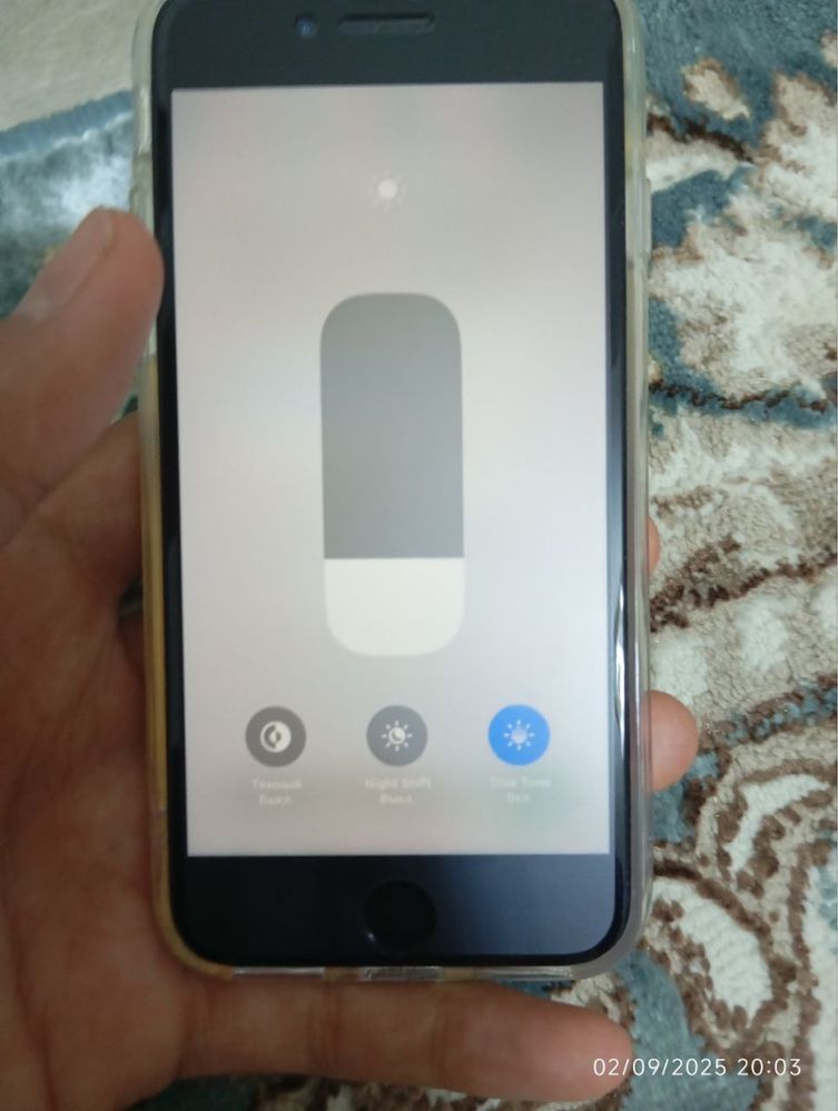 Sotiladi iphone se 2020