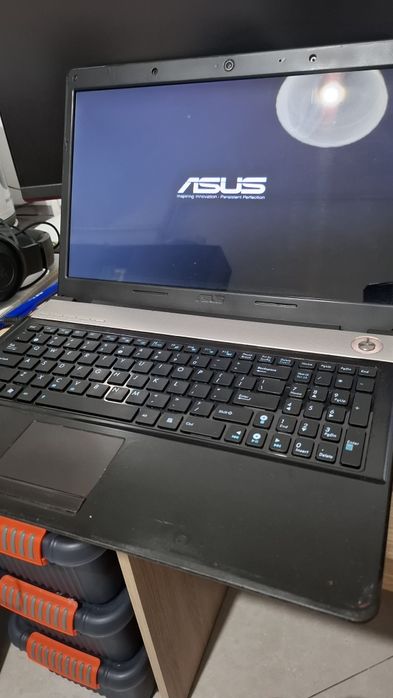 Asus n61jv 8gb RAM i5 M520