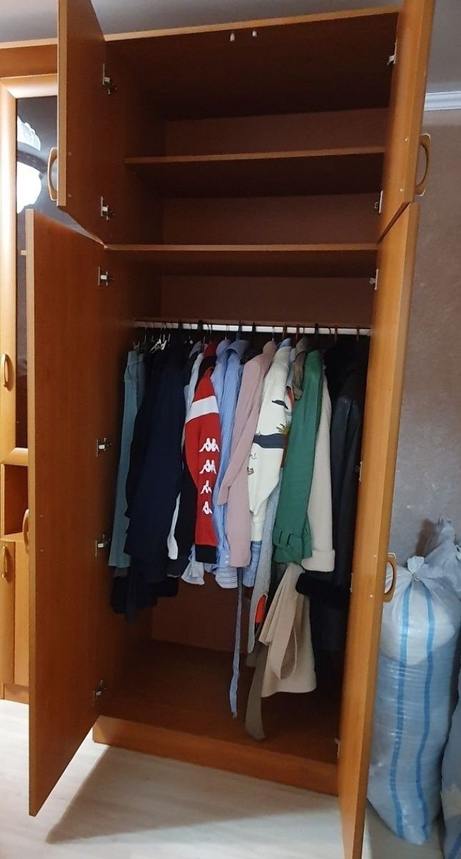 Срочно продам стенку