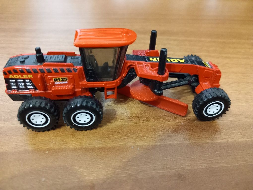 Пътен грейдер matchbox