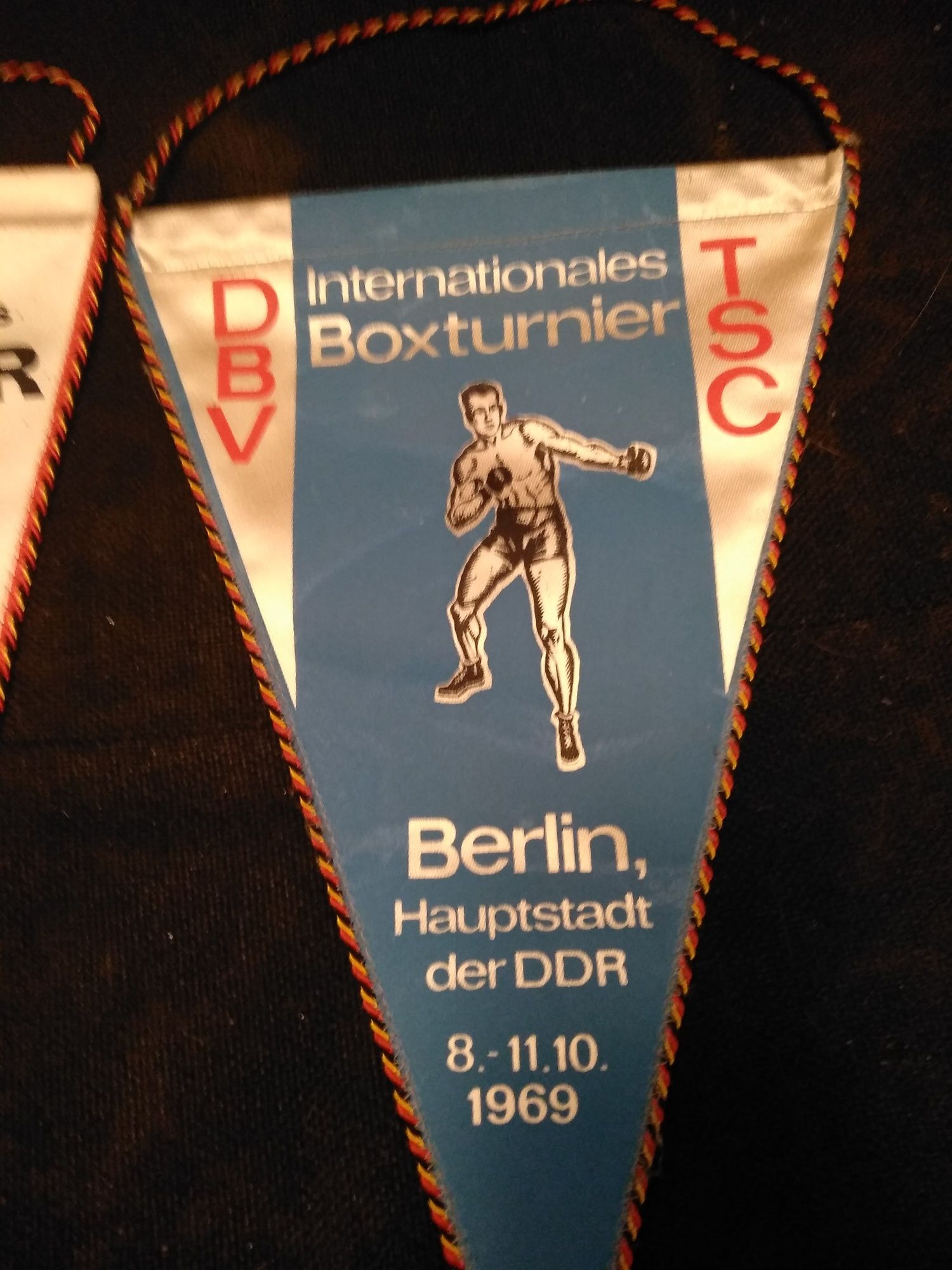 Lot 3 fanioane de colectie  box, Berlin 1969 , 1970 si Wismut Gera