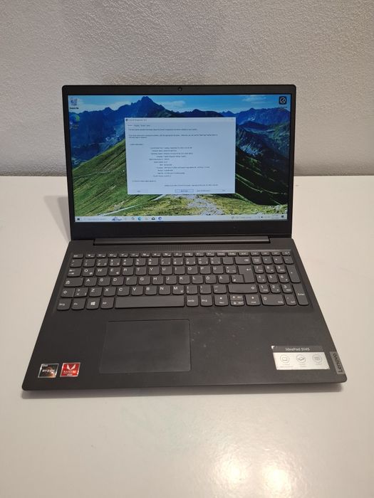 Laptop Lenovo Ryzen 5 , video de 2 gb