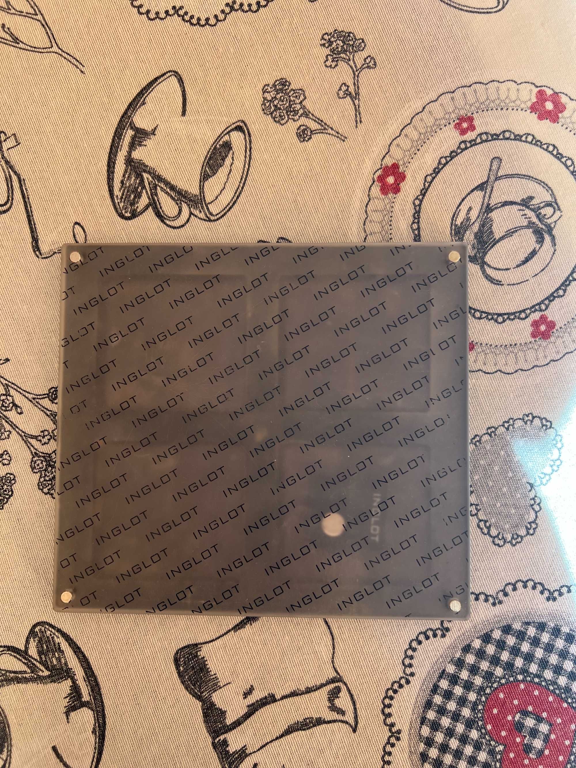 Anastasia Beverly Hills, Inglot, Braun, SilverCrest