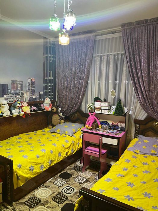 Ттз , Хумаюн 3/1/9 80 кв.м . Не торец . Балк 2*6. Подвал . Стоянка .