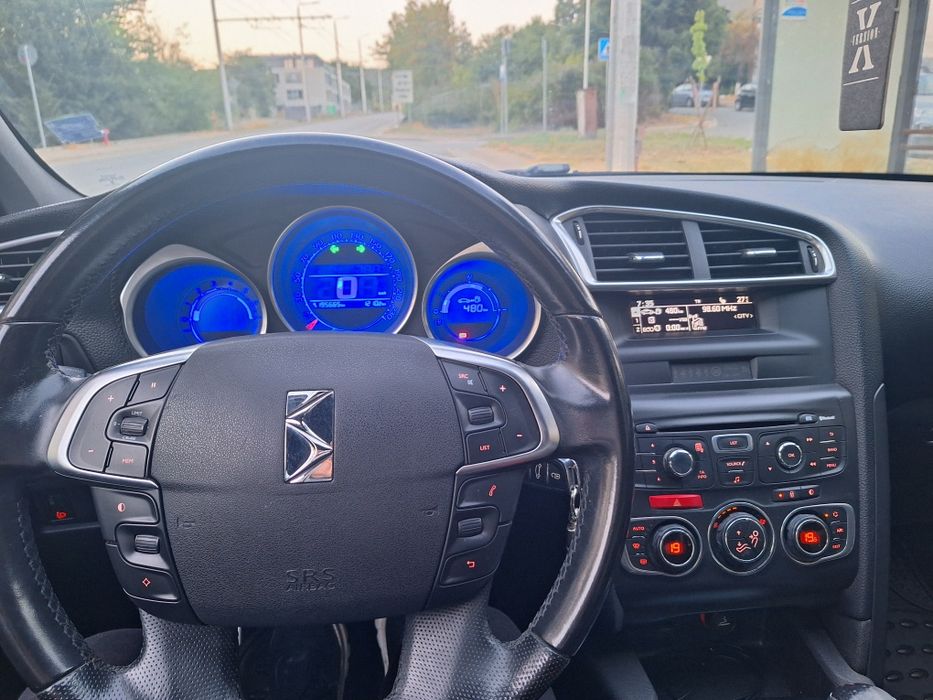 CITROEN  DS4  1.6 Дизел
