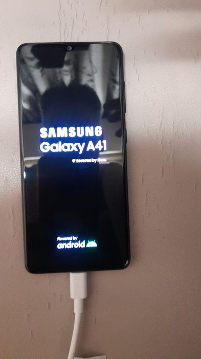 Vand samsung a 41 , ceasuri